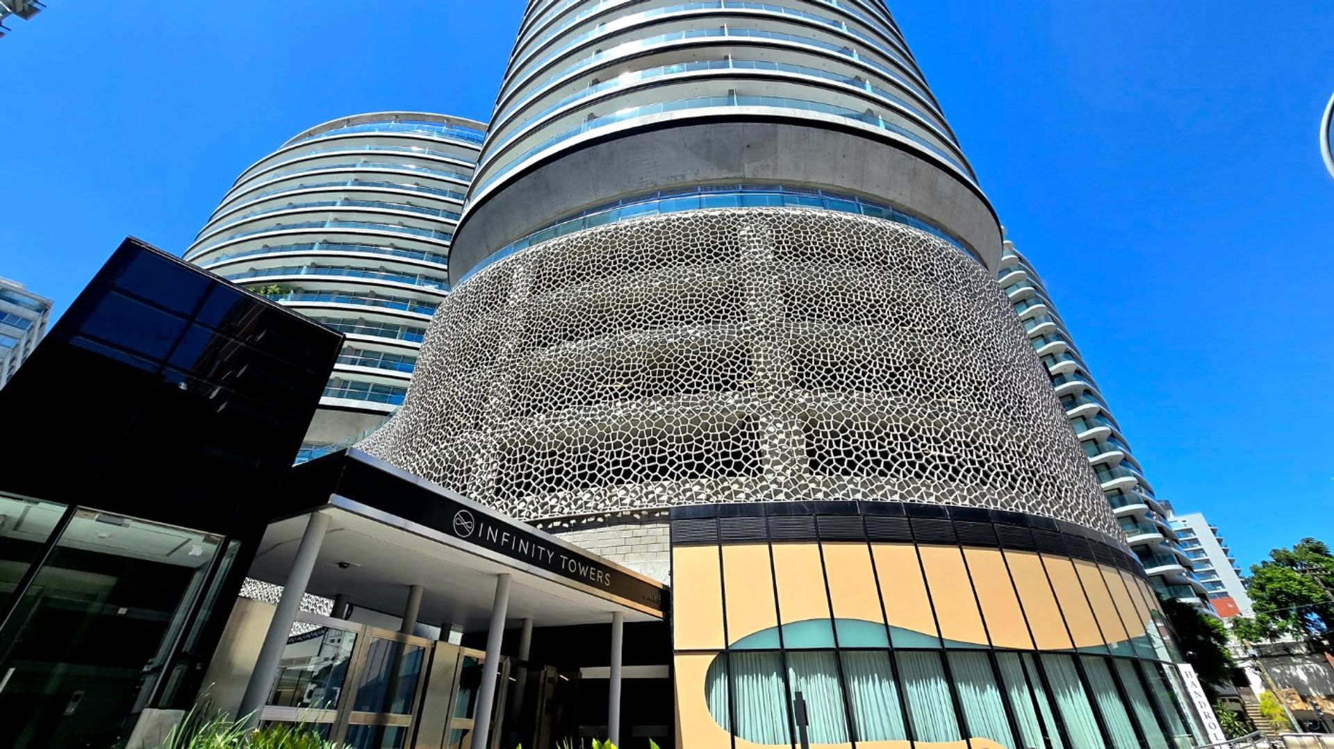 ALQUILER LOCAL COMERCIAL GASTRONÓMICO INFINITY TOWERS — foto 5