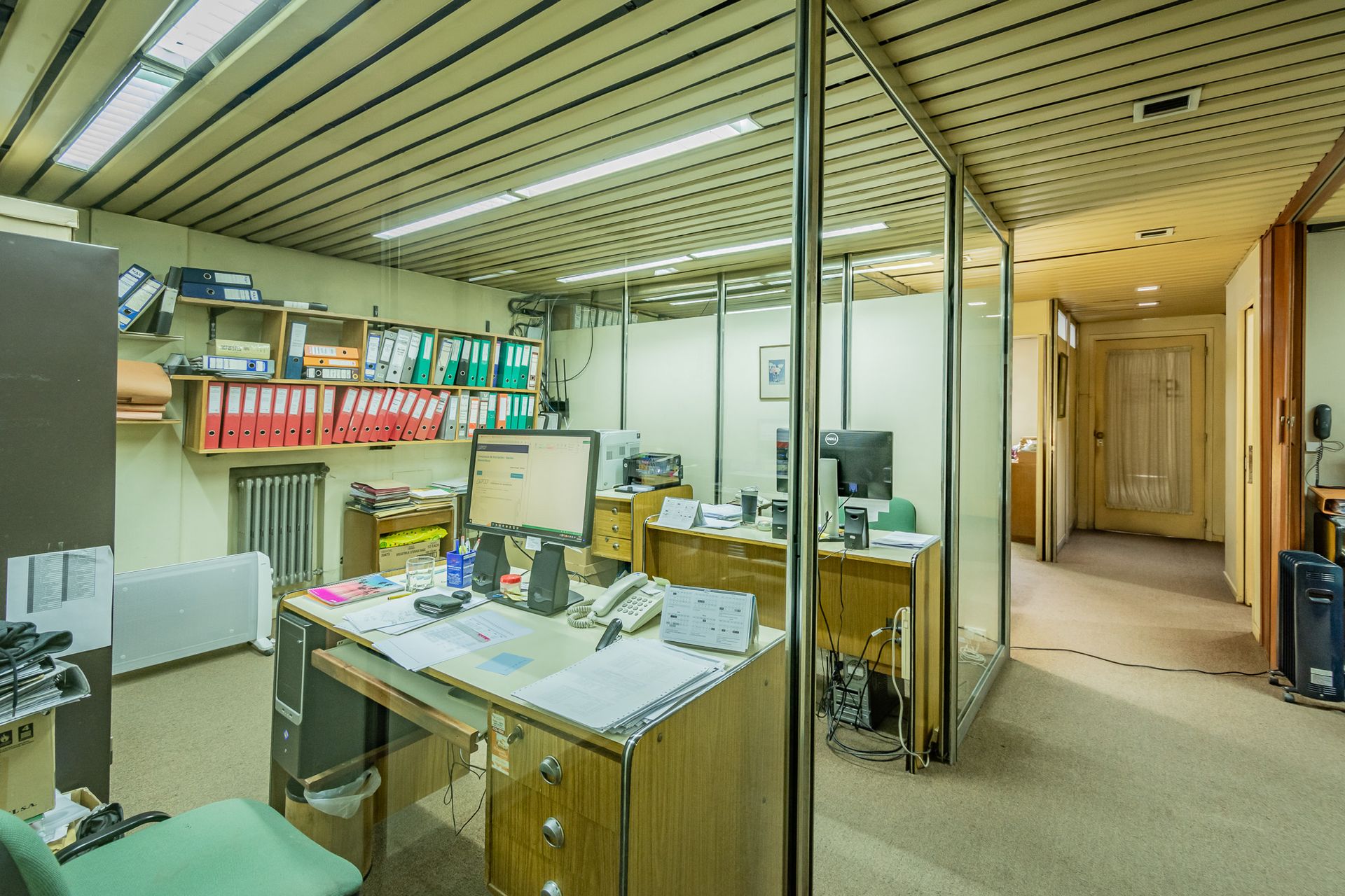 VENTA OFICINA EN MICROCENTRO