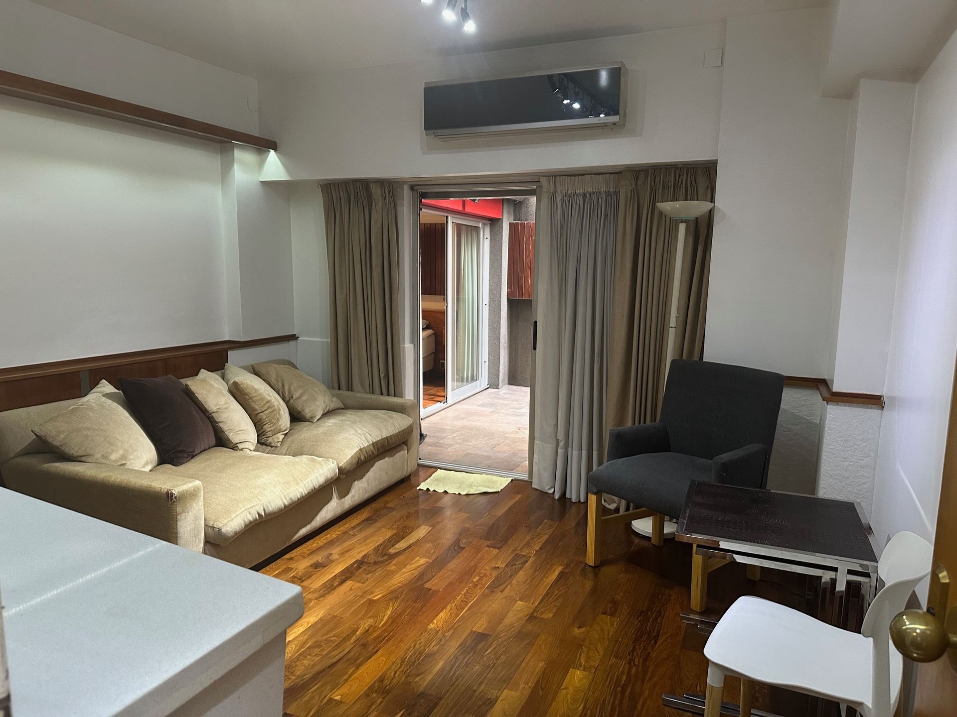 DEPARTAMENTO EN ALQUILER EN RECOLETA P.B. 3 AMBIENTES APTO PROFESIONAL PATIO — foto 4